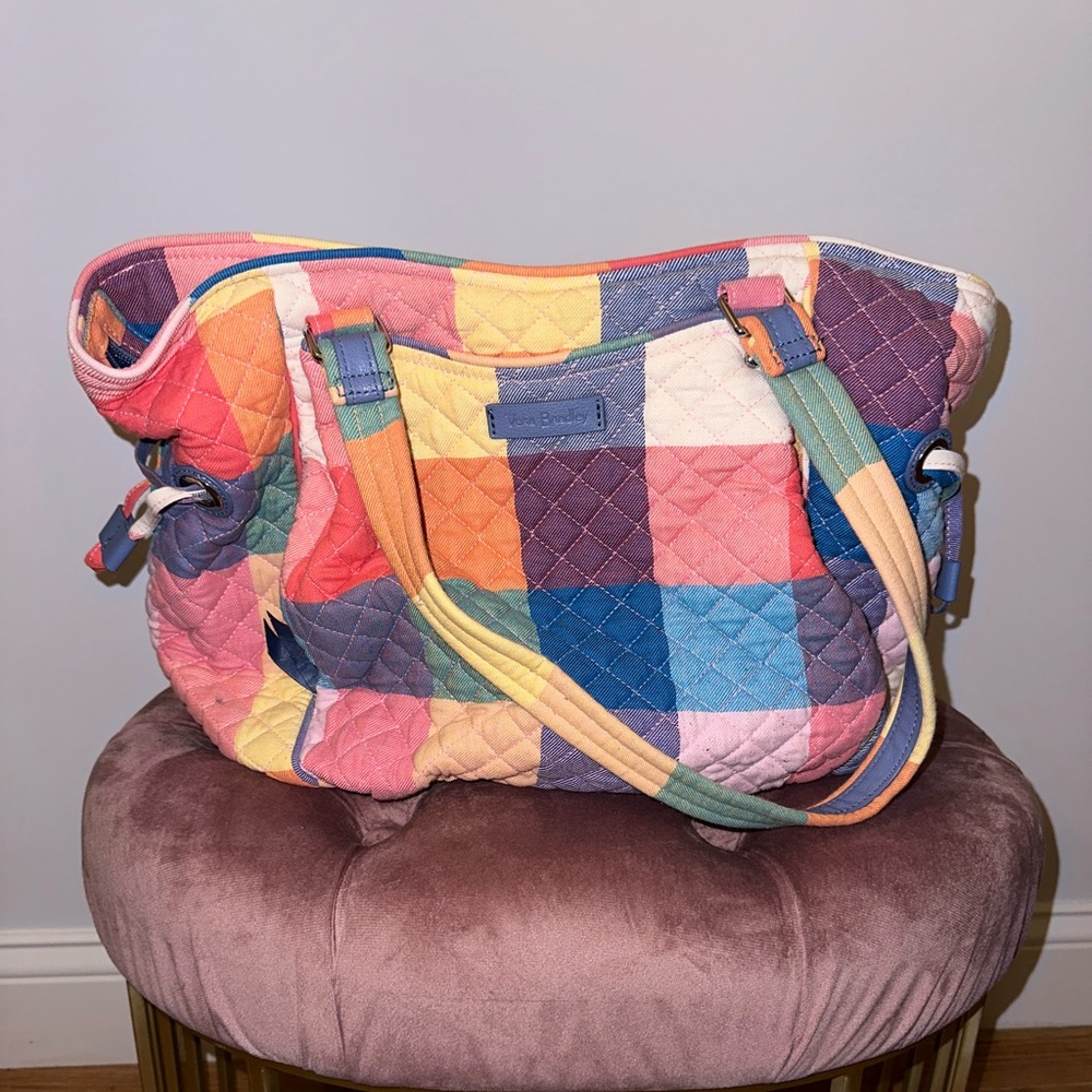 Vera Bradley Med Size Bag